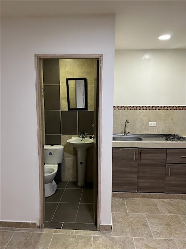 Edificio en venta en San Fernando Viejo, Cali, 820 m² · foto 6 de 12