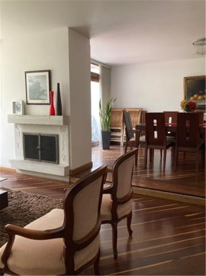 Casa en venta en Las Villas, Bogotá · foto 3 de 24