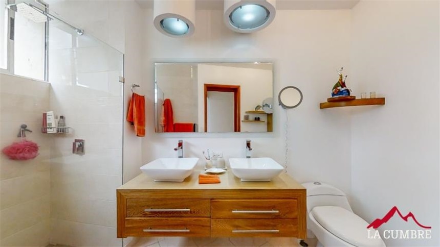 Casa de 3 alcobas en venta en San Diego, Medellín, 226 m² · foto 15 de 21