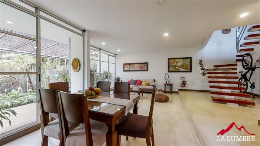 Casa de 3 alcobas en venta en San Diego, Medellín, 226 m² · foto 4 de 21