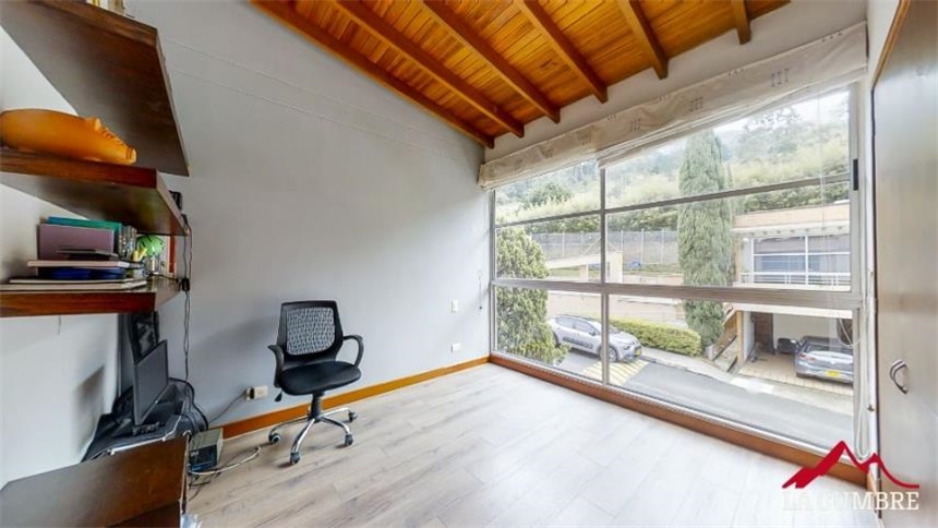 Casa de 3 alcobas en venta en La Candelaria, Medellín, 202 m² · foto 14 de 19