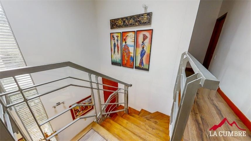 Casa de 3 alcobas en venta en La Candelaria, Medellín, 202 m² · foto 10 de 19
