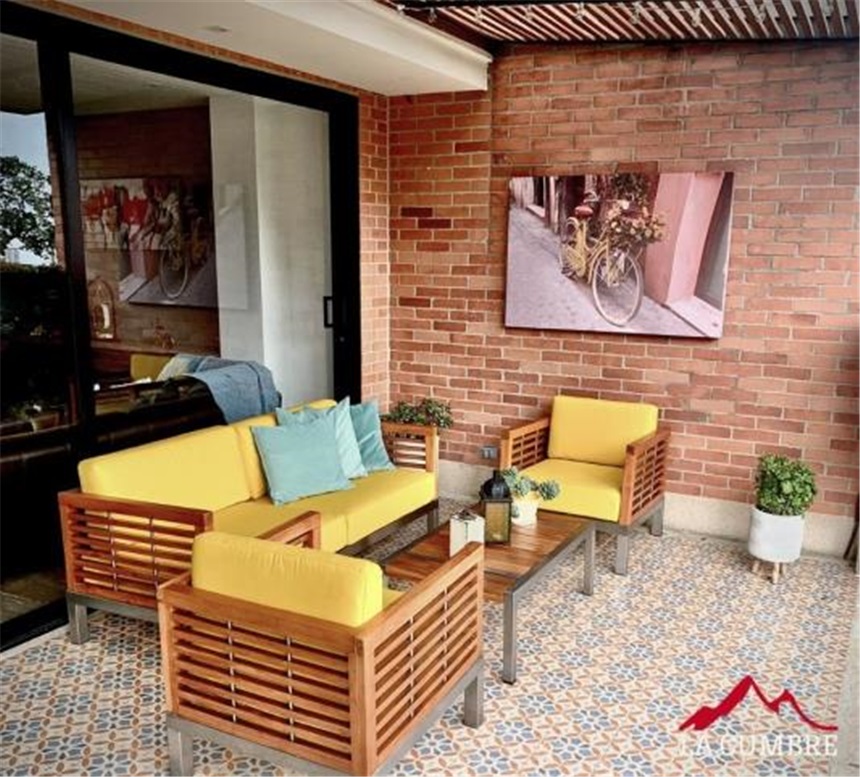 Casa de 3 alcobas en venta en San Lucas, Medellín, 207 m² · foto 7 de 15
