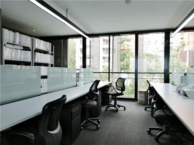 Oficina en venta en Las Lomas No.1, Medellín, 329 m² · foto 7 de 17