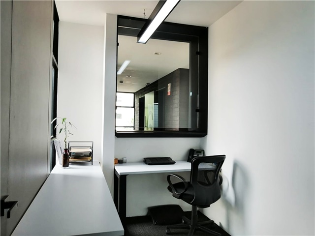 Oficina en venta en Las Lomas No.1, Medellín, 329 m² · foto 13 de 17