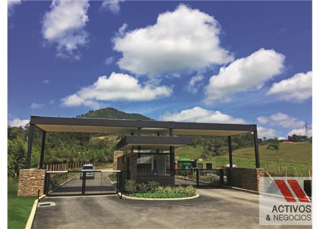 Lote en venta en El Tambo, La Ceja, 3376 m² · foto 3 de 24