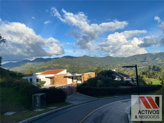 Lote en venta en El Tambo, La Ceja, 3376 m² · foto 8 de 24