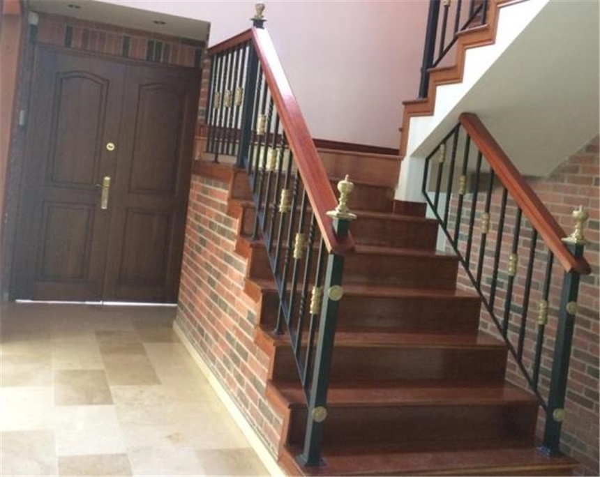 Casa de 6 alcobas en venta en Altos Del Poblado, Medellín, 520 m² · foto 5 de 24