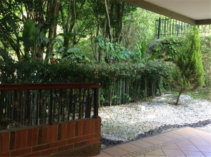 Casa de 6 alcobas en venta en Altos Del Poblado, Medellín, 520 m² · foto 6 de 24