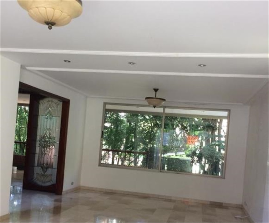 Casa de 6 alcobas en venta en Altos Del Poblado, Medellín, 520 m² · foto 10 de 24
