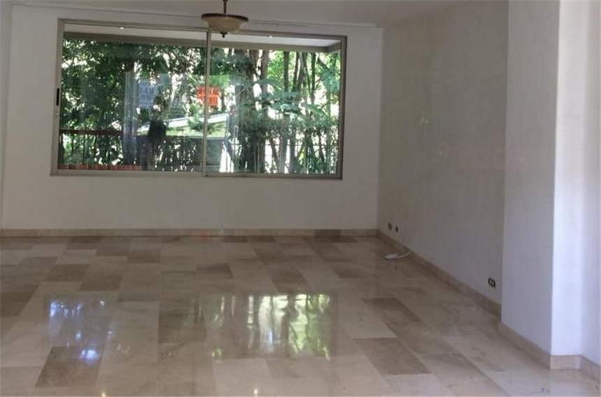 Casa de 6 alcobas en venta en Altos Del Poblado, Medellín, 520 m² · foto 7 de 24