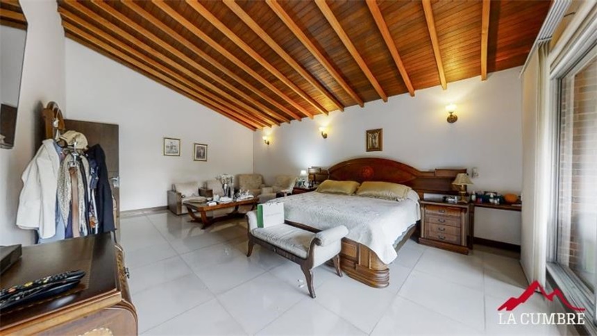 Casa de 5 alcobas en venta en Alto De Misael, Envigado, 460 m² · foto 19 de 24