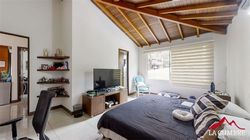 Casa de 5 alcobas en venta en Alto De Misael, Envigado, 460 m² · foto 24 de 24