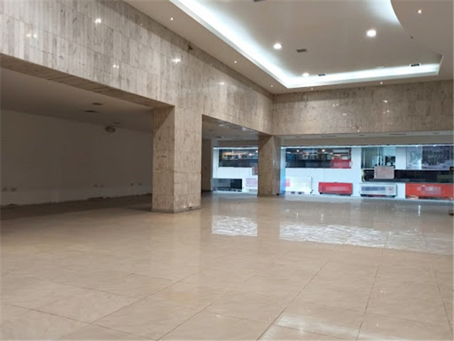 Local en Arriendo - Vista 2