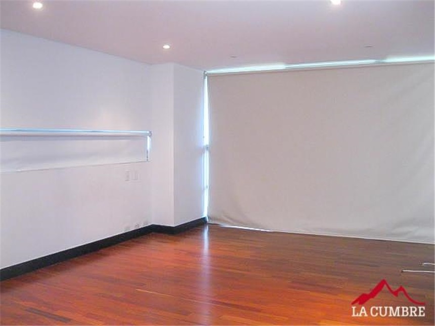 Apartamento de 3 alcobas en arriendo en Villa Carlota, Medellín, 198 m² · foto 14 de 16