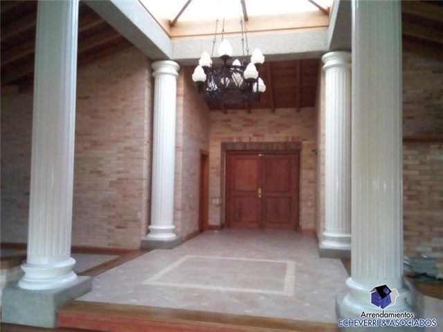 Casa de 6 alcobas en venta en Loma Del Escobero, Envigado, 600 m² · foto 12 de 16