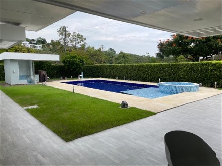 Casa de 4 alcobas en venta en Verde Alfagura Farallones, Jamundí, 548 m² · foto 2 de 5