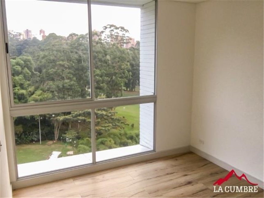 Apartamento de 3 alcobas en arriendo en Perpetuo Socorro, Medellín, 192 m² · foto 10 de 16