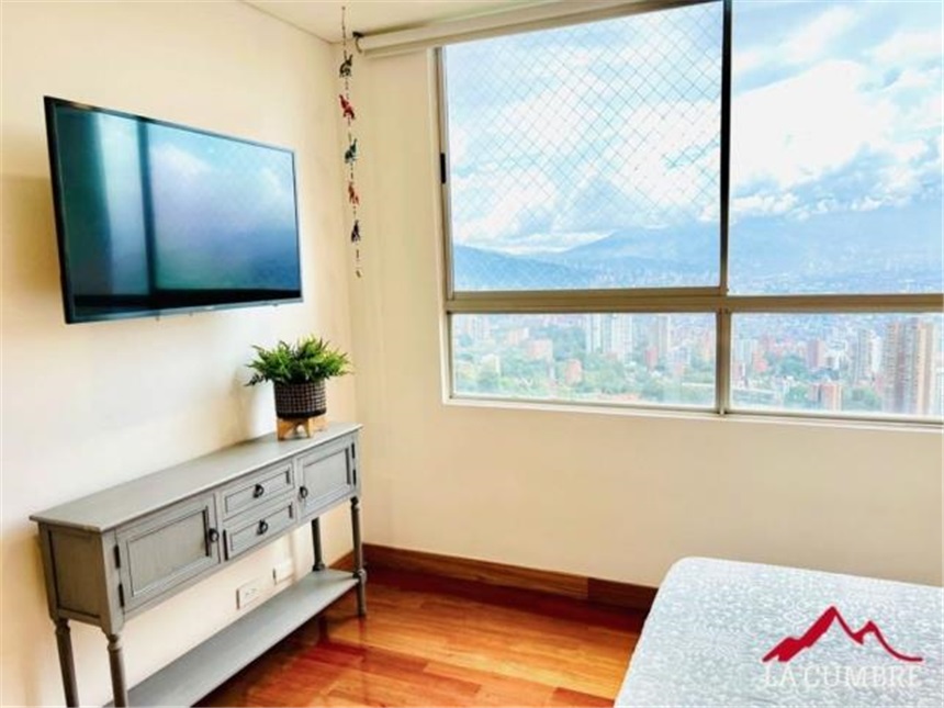Apartamento en arriendo en El Poblado, Medellín · foto 8 de 15
