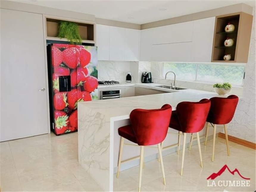 Apartamento en arriendo en El Poblado, Medellín · foto 3 de 15