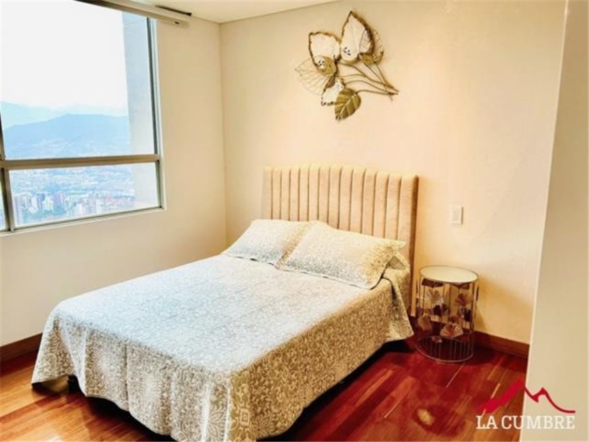Apartamento en arriendo en Laureles, Medellín · foto 5 de 15