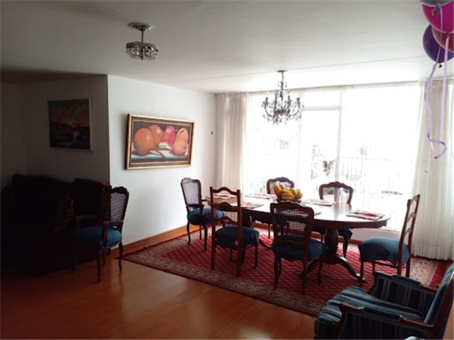 Casa en venta en El Contador, Bogotá · foto 9 de 24