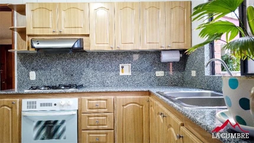 Apartment for sale in Loma del Indio, Medellín 5