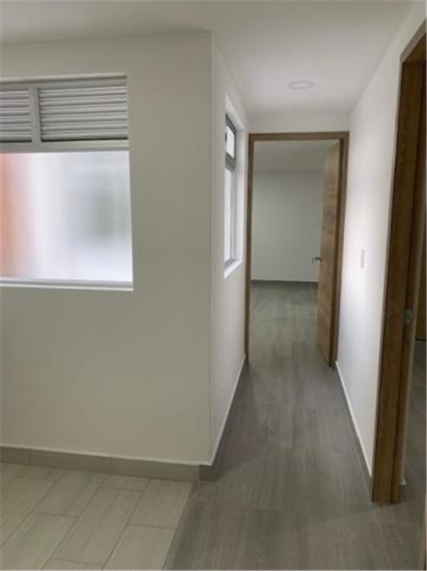 Apartamento de 3 alcobas en venta en Cabañitas, Bello, 115 m² · foto 6 de 10