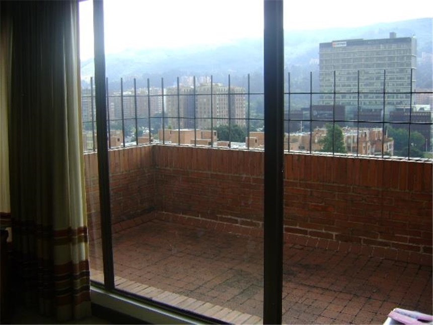 Apartamento de 3 alcobas en venta en Recodo Del Country, Bogotá, 217 m² · foto 12 de 24