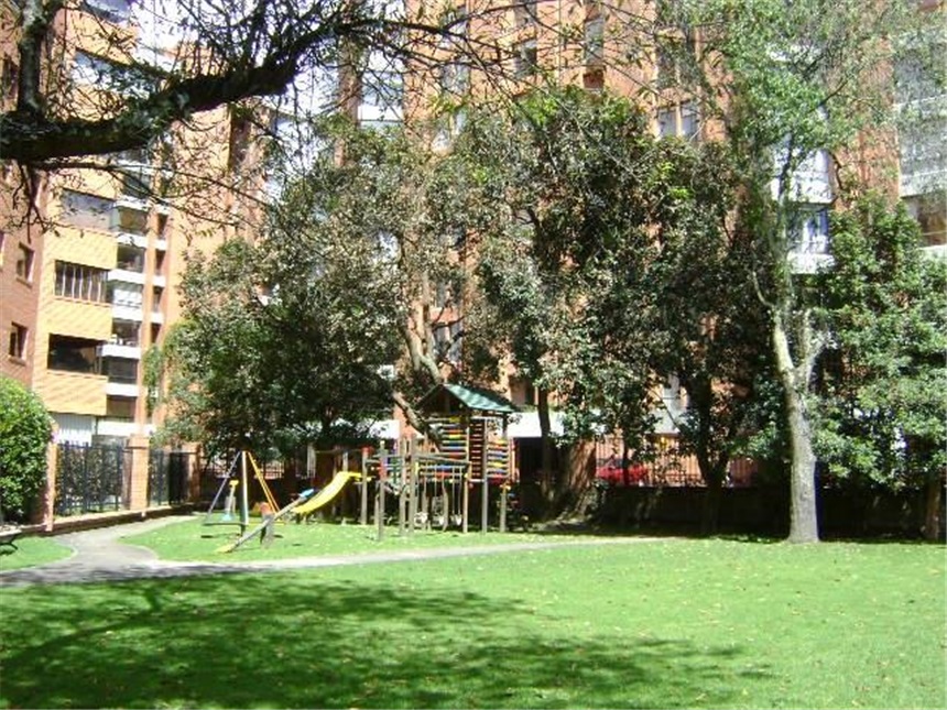 Apartamento de 3 alcobas en venta en Recodo Del Country, Bogotá, 217 m² · foto 3 de 24