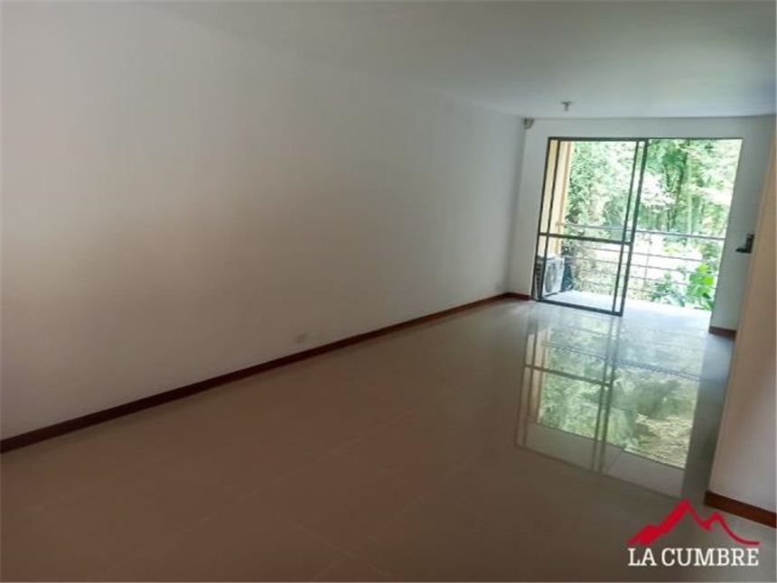 Casa de 4 alcobas en venta en San Marcos, Envigado, 185 m² · foto 3 de 19