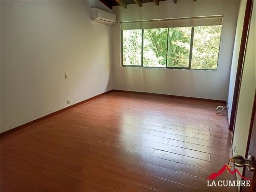 Casa de 4 alcobas en venta en San Marcos, Envigado, 185 m² · foto 14 de 19