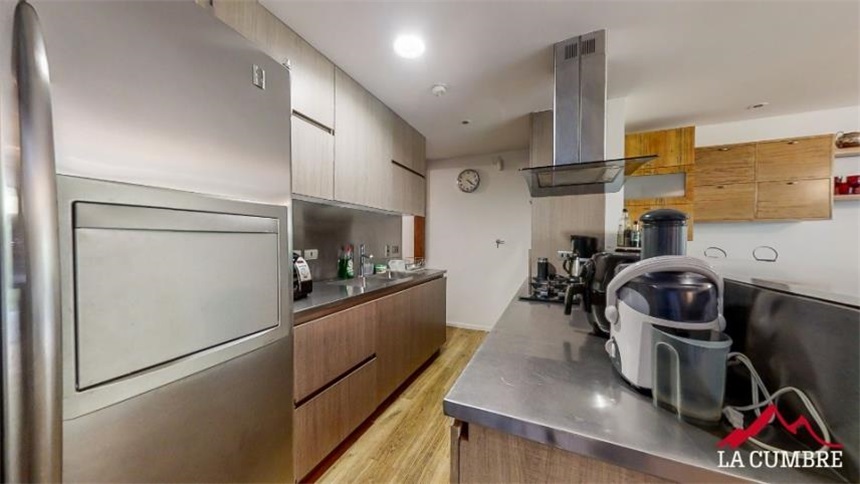Casa de 3 alcobas en venta en San Lucas, Envigado, 276 m² · foto 7 de 22