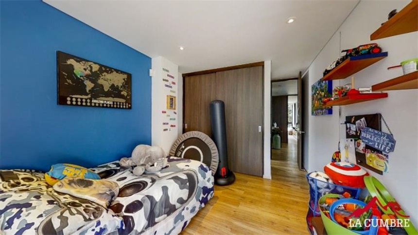 Casa de 3 alcobas en venta en San Lucas, Envigado, 276 m² · foto 17 de 22