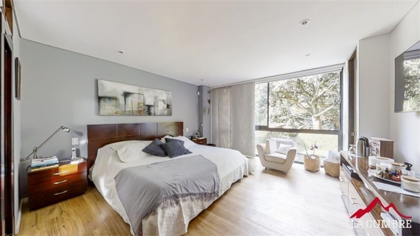 Casa de 3 alcobas en venta en San Lucas, Envigado, 276 m² · foto 11 de 22