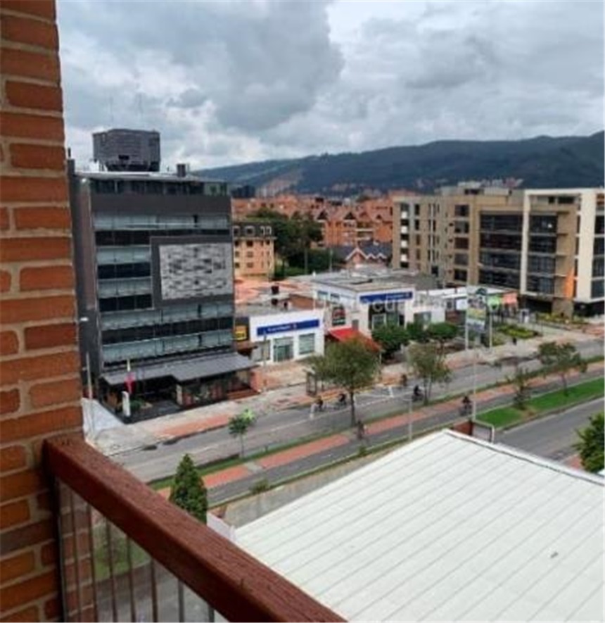 Apartamento en venta en San Patricio, Bogotá · foto 2 de 18