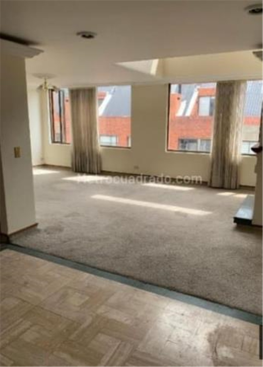 Apartamento en venta en San Patricio, Bogotá · foto 3 de 18