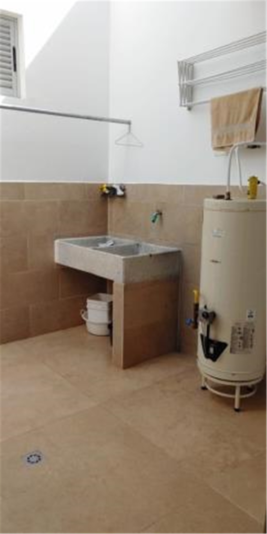 Casa Lote en Venta – další