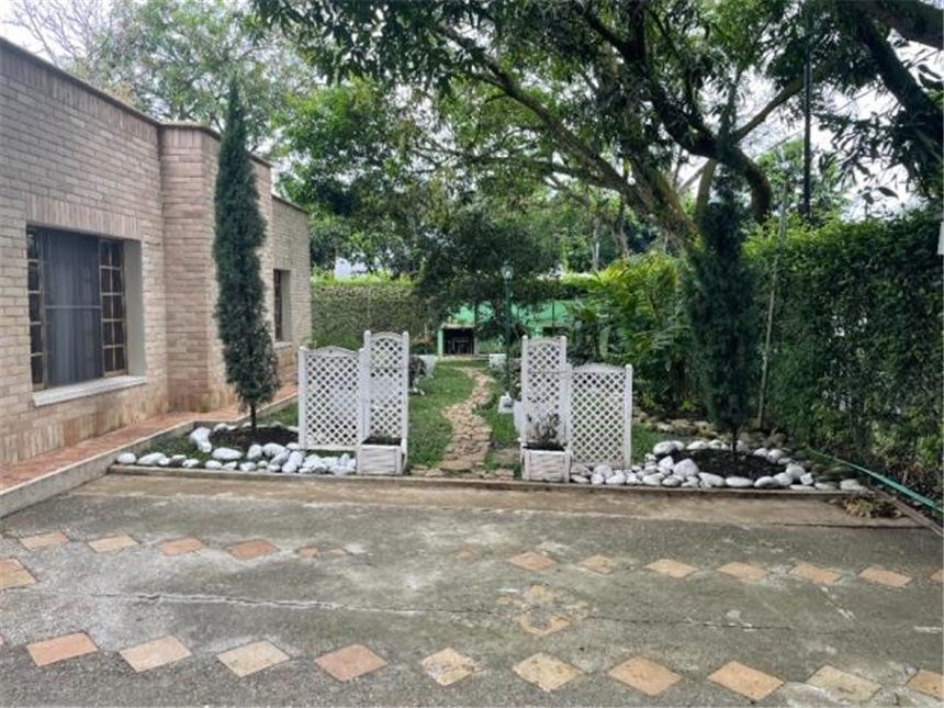 Casa de 4 alcobas en venta en La Morada, Jamundí, 643 m² · foto 17 de 24