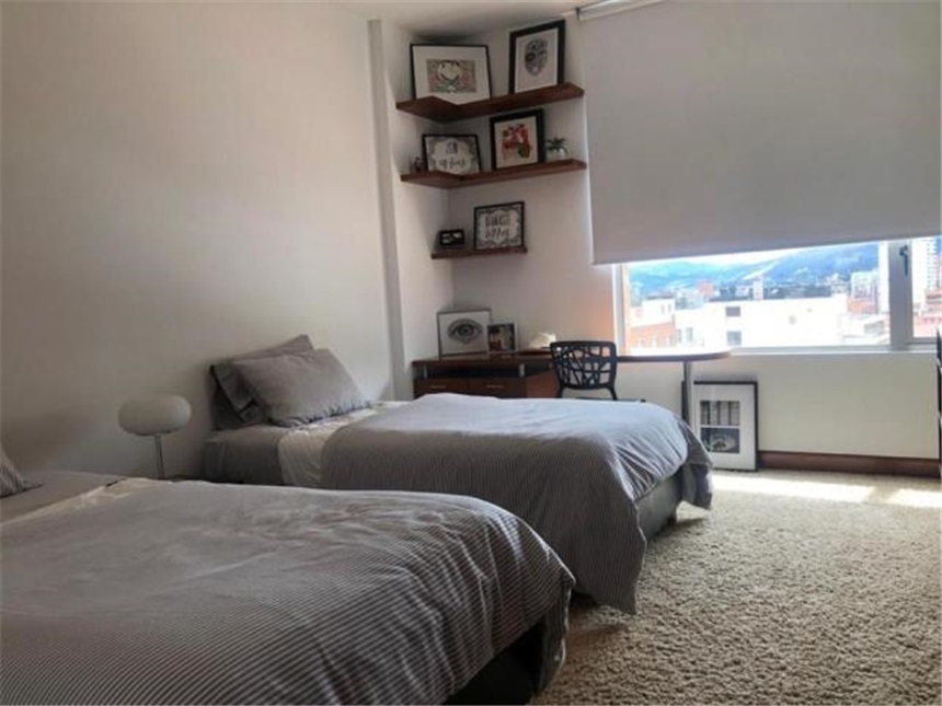 Apartamento en venta en Los Rosales, Bogotá · foto 5 de 18