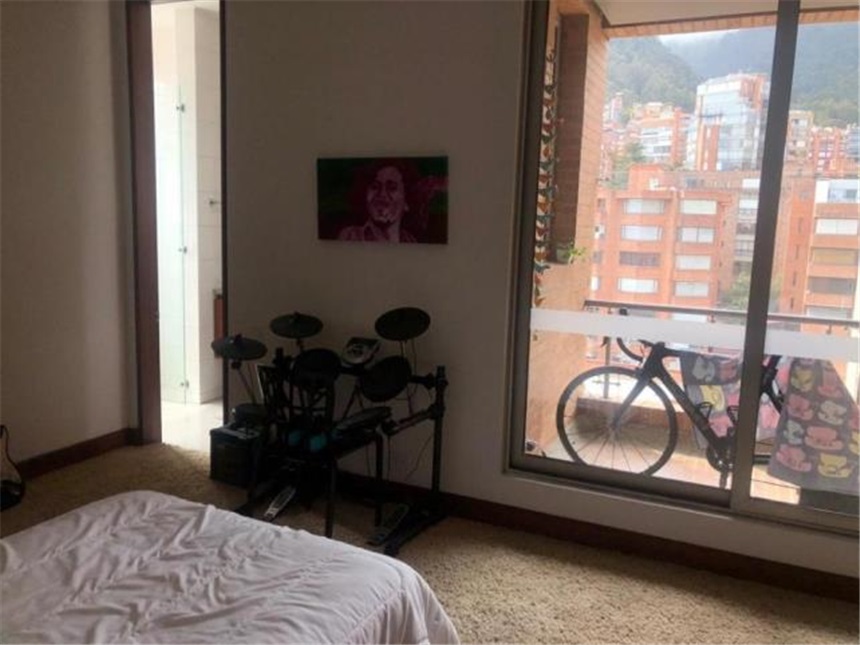 Apartamento en venta en Los Rosales, Bogotá · foto 7 de 18