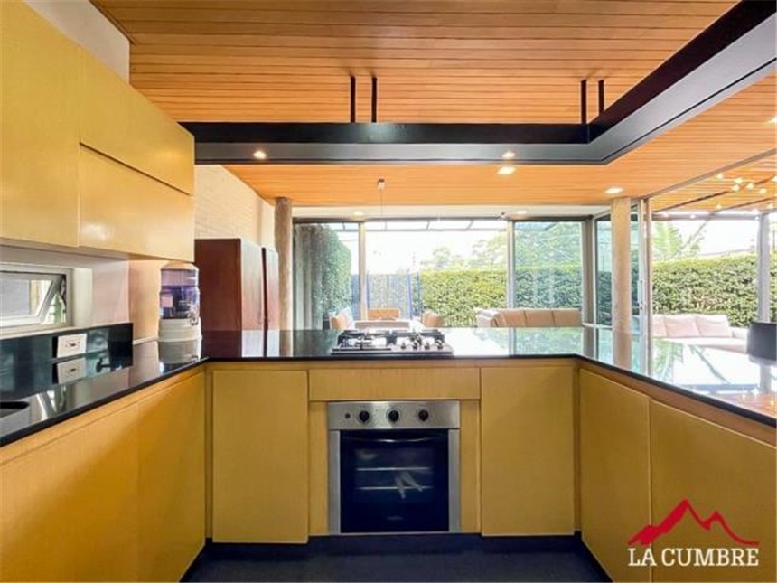 Casa de 3 alcobas en venta en Cd San Lucas, Medellín, 291 m² · foto 5 de 24