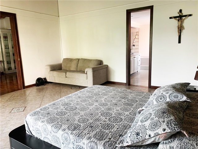 Apartamento de 4 alcobas en arriendo en San Lucas, Medellín, 280 m² · foto 9 de 20