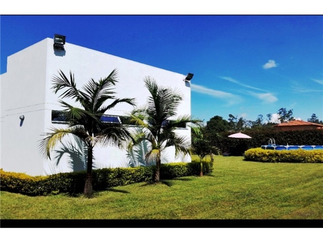 Casa de 4 alcobas en venta en Llano Grande, Rionegro, 350 m² · foto 13 de 20