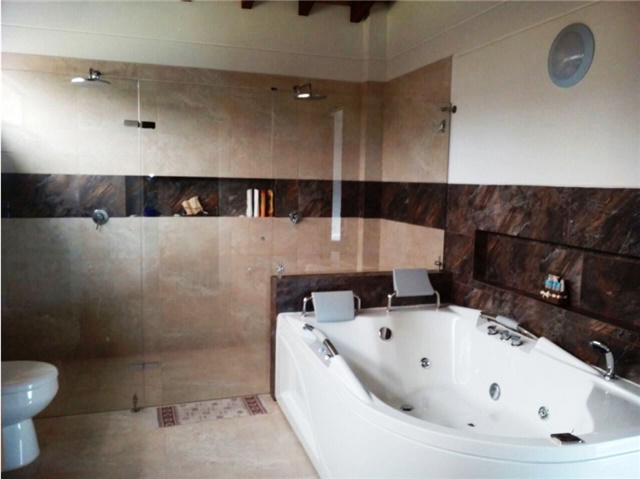 Casa de 4 alcobas en venta en Llano Grande, Rionegro, 350 m² · foto 15 de 20