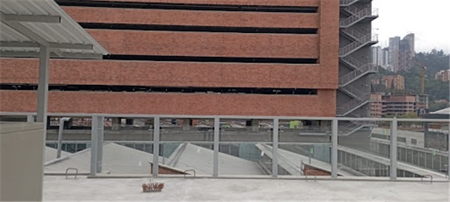 Edificio en venta en Perpetuo Socorro, Medellín, 2500 m² · foto 12 de 14