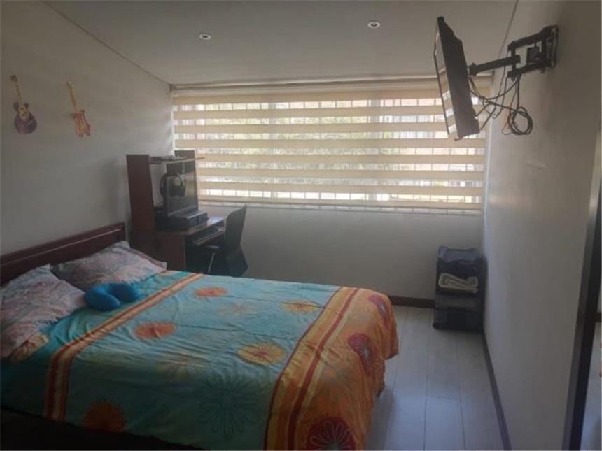 Casa en venta en Niza, Bogotá · foto 3 de 24