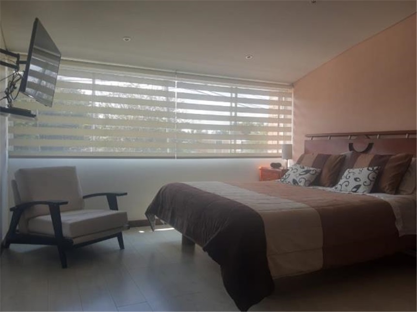 Casa en venta en Niza, Bogotá · foto 2 de 24