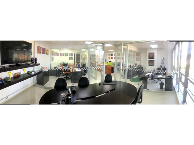 Oficina en Venta - Pogled 2