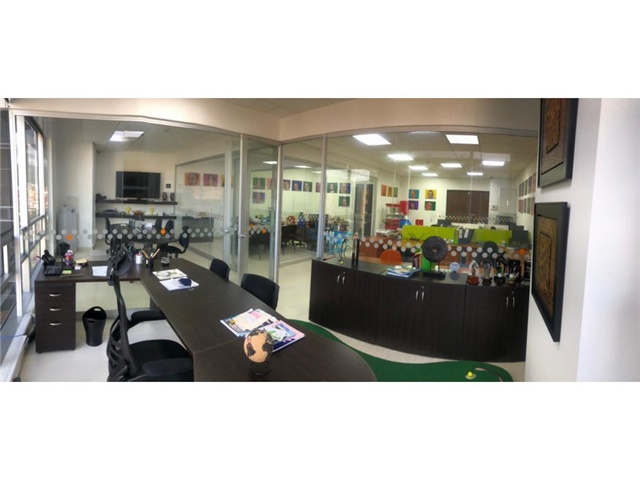 Oficina en Venta - Pogled 3